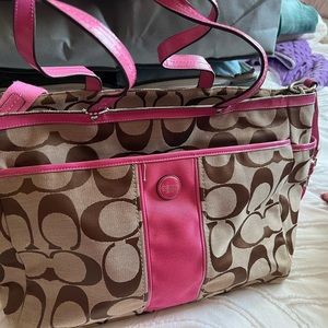 Lap top/diaper bag type tote bag